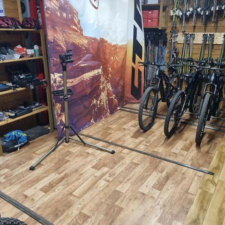 Apartament Elbrus Czyrna Szczyrk Wypozyczalnia Rowerow E-Bike Czyrna Szkola Narciarska & Wypozyczalnia Ski Serwis المظهر الخارجي الصورة