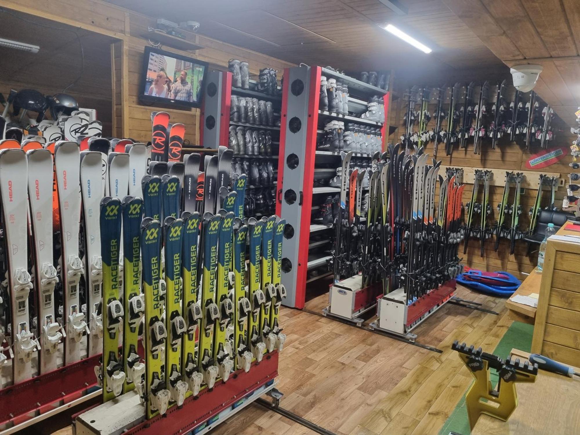 Apartament Elbrus Czyrna Szczyrk Wypozyczalnia Rowerow E-Bike Czyrna Szkola Narciarska & Wypozyczalnia Ski Serwis المظهر الخارجي الصورة