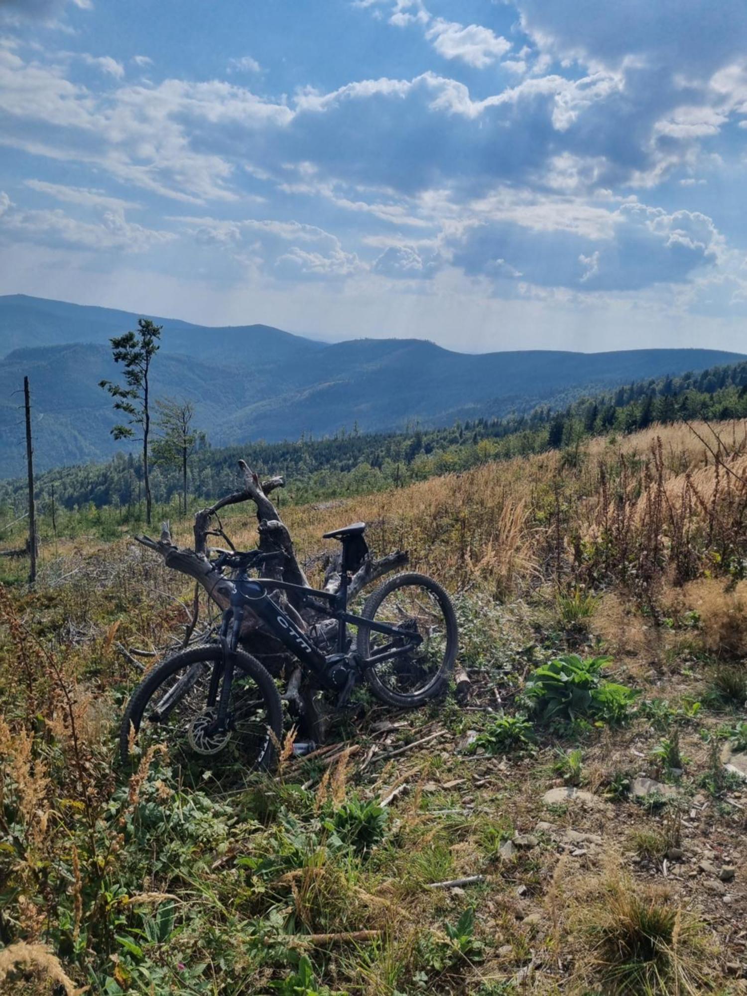 Apartament Elbrus Czyrna Szczyrk Wypozyczalnia Rowerow E-Bike Czyrna Szkola Narciarska & Wypozyczalnia Ski Serwis المظهر الخارجي الصورة